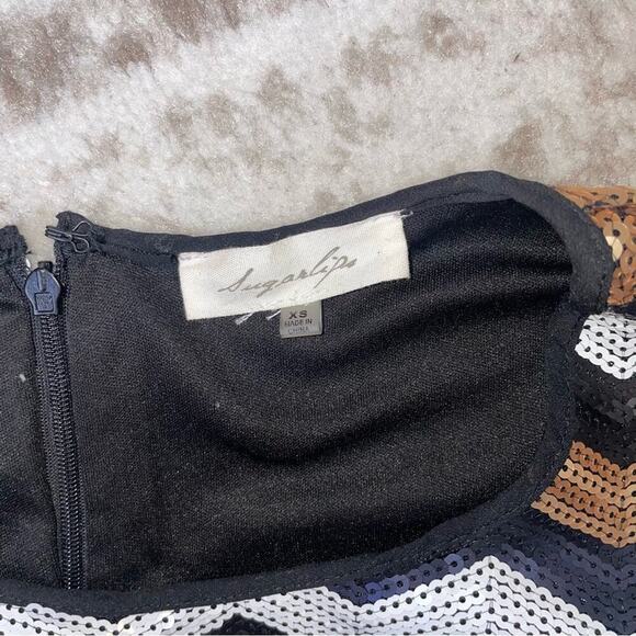 Sugar Lips brand Gold, black & white full sequined chevron print body con dress - Picture 10 of 10